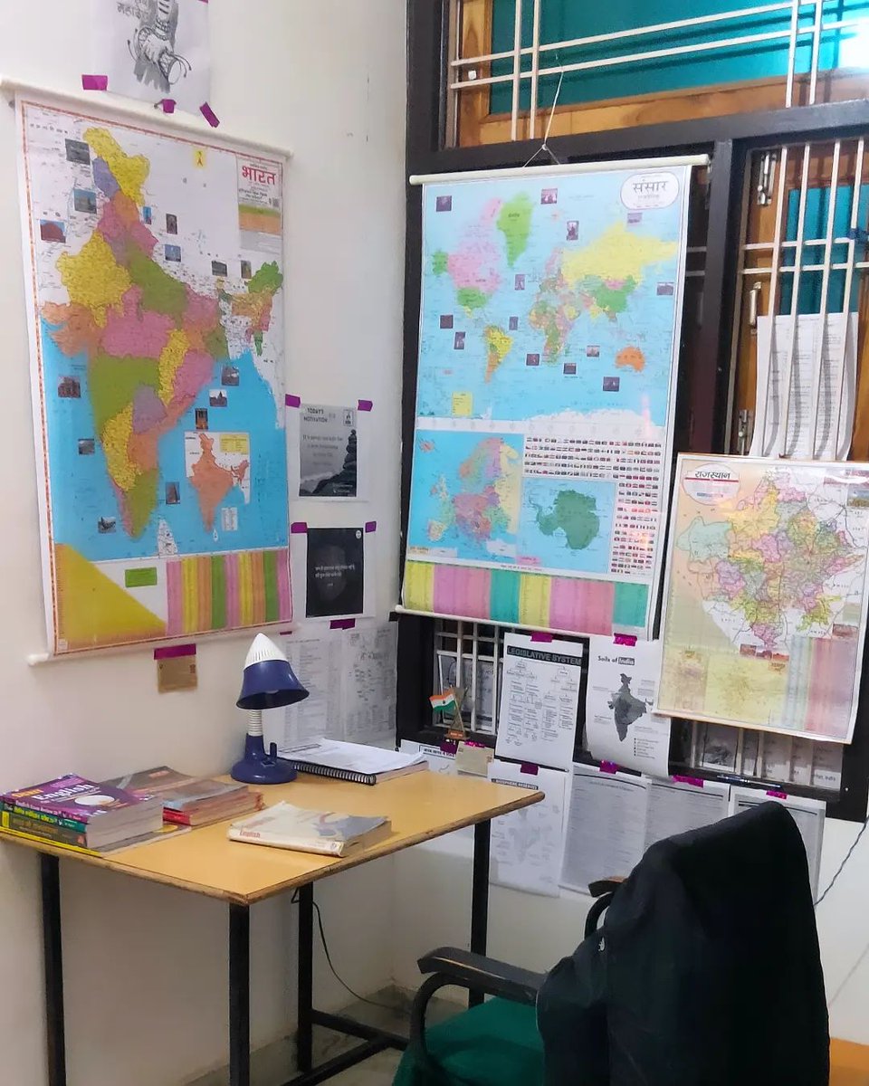 DkSirSaini12's tweet image. लड़ाई जारी है, 
भाग्य से
वक्त से
अपने आप से...!

#Hopeforfuture
#GoodMorning