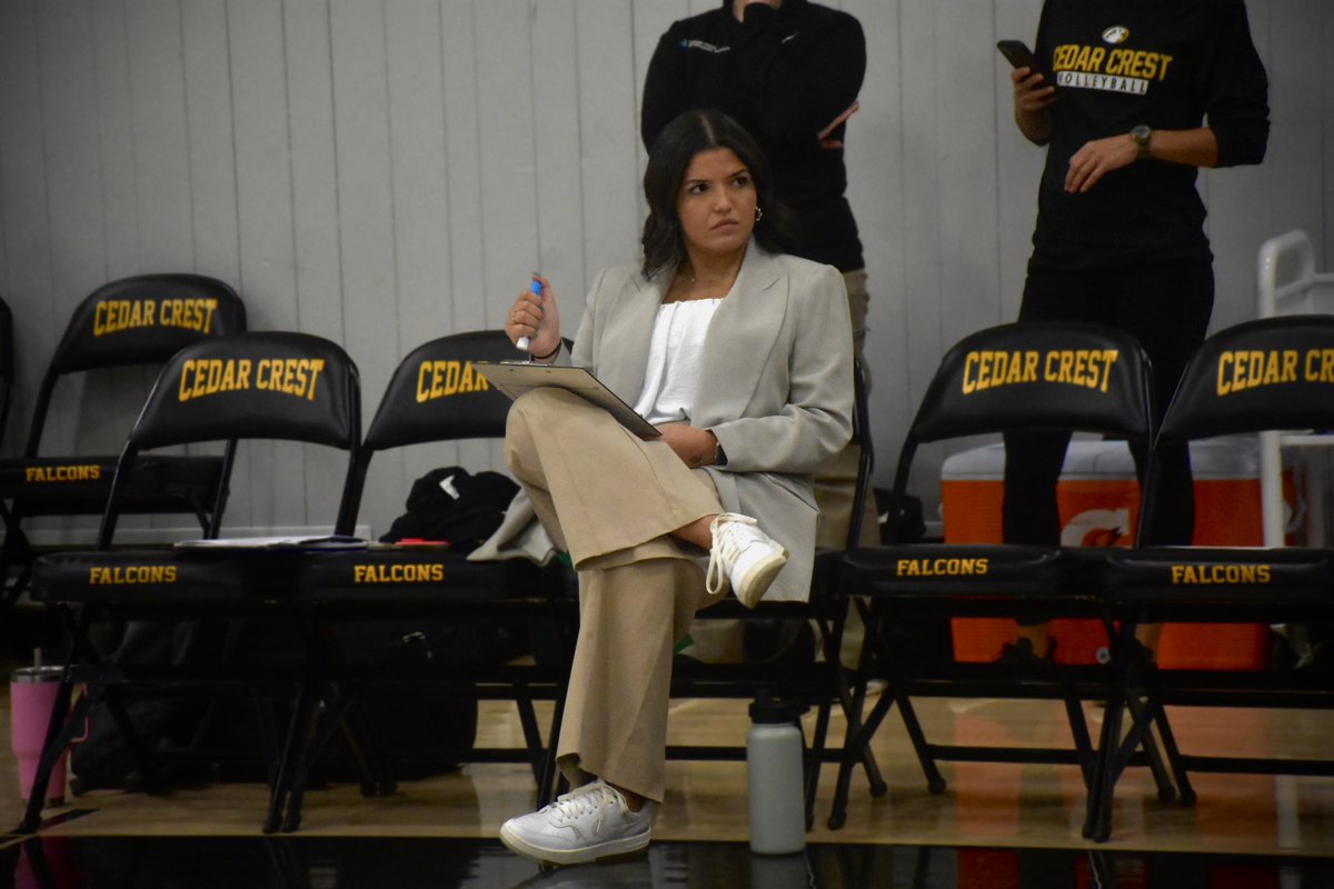 coachRCvb's tweet image. Back in business 💼🏐👟 #3rdround