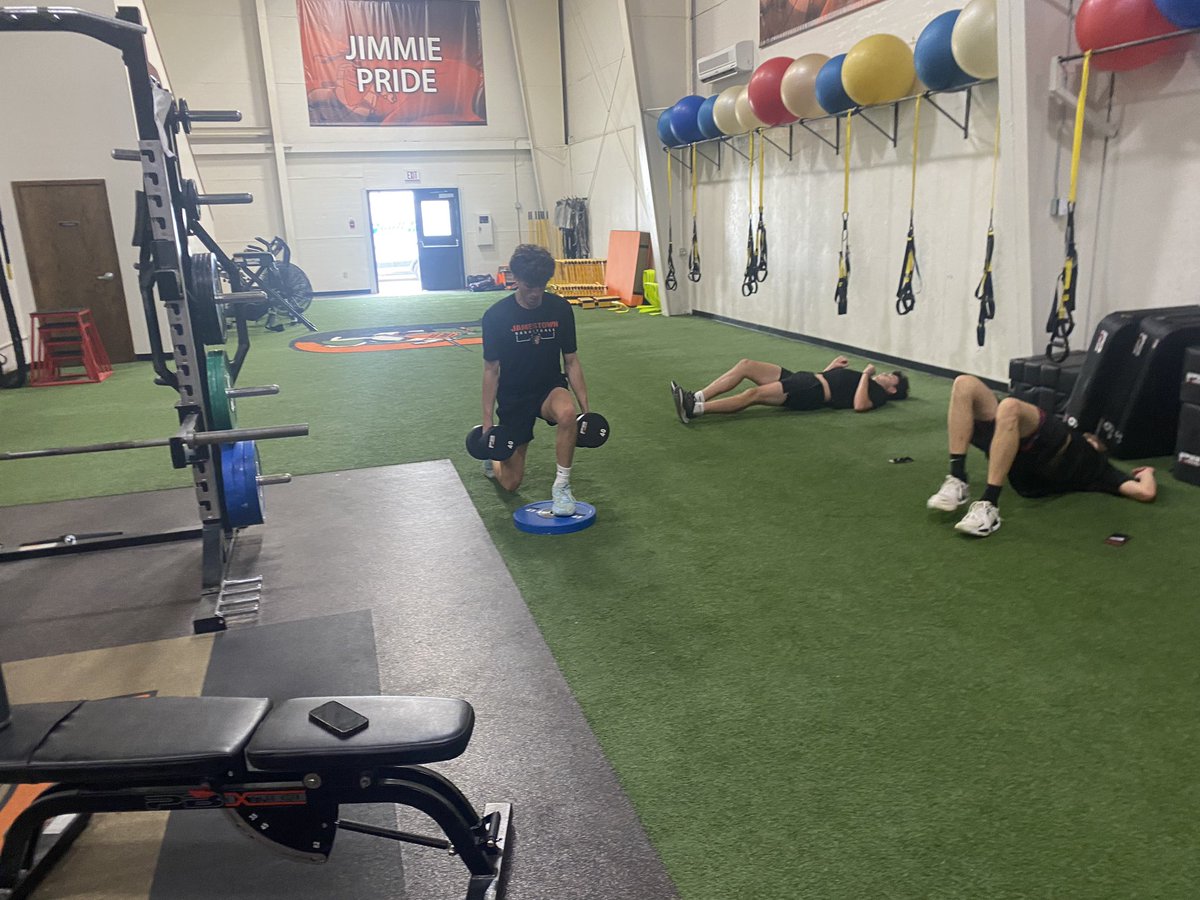 Jamestown Men’s Basketball tweet media