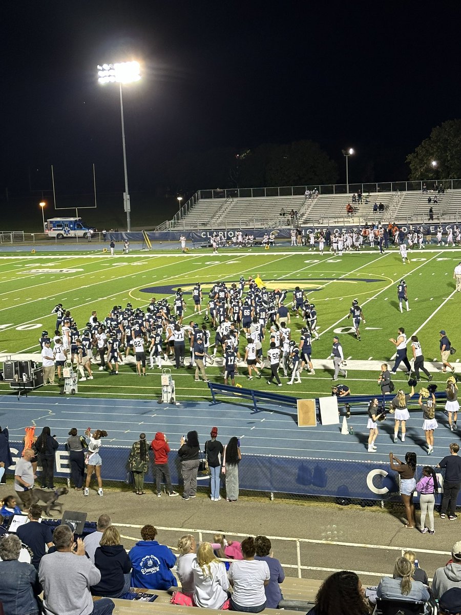 RedditCFB tweet media