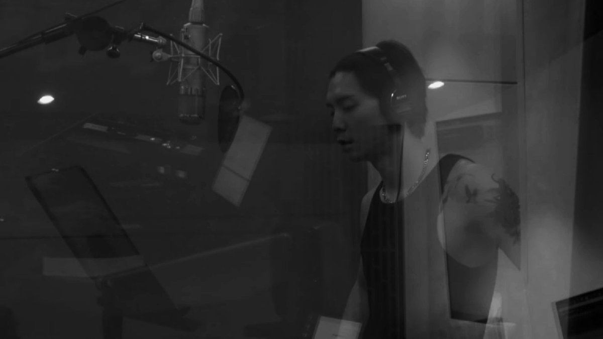 haechaznct's tweet photo. There are so many stories behind
the  making   of   our  album  Walk,
especially during the recording of
the  song  ‘Walk’.   Before  we  even
got to recording, we were asked to
pick one  of  three songs  to be our
title track.  And  let  me  tell  you, it
wasn’t  easy! https://t.co/XlD40dkoCK