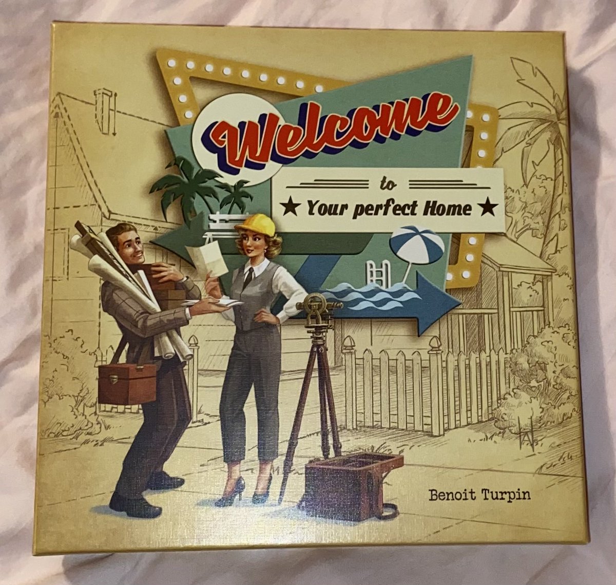 eddieb_41's tweet image. Played this over the #LaborDay weekend and decided I need it on my shelf. Found a pristine copy from ⁦@NKGames⁩ at a reasonable price 😎 
#WelcomeTo 
#BlueCockerGames
#boardgamegeek