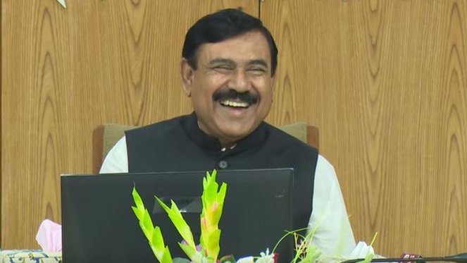 সাবেক মন্ত্রী শাজাহান খান গ্রেপ্তার