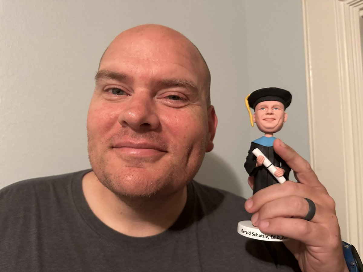 Dr. Gerald W. Schattle 🎓📚📝🚌 tweet media