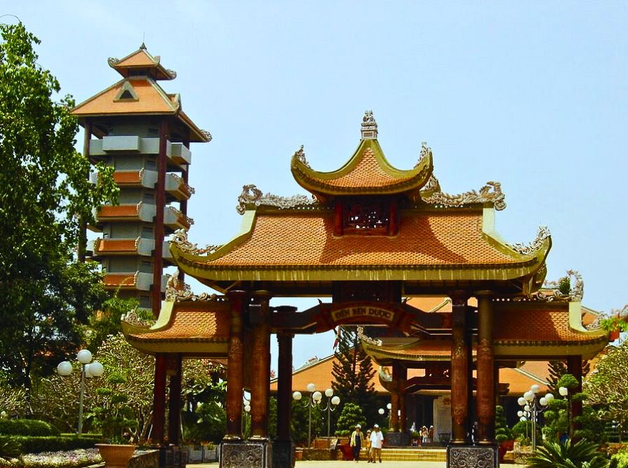 Santuario de Bến Dược – ¡Donde la historia y la espiritualidad se encuentran!
🔗Contacta para más información.
📞 WhatsApp: +84976 024 986
👉 Sitio web: viajevietnam.asia
#vietnam #viaje #aventura #vietnamviaje #viajevietnamasia #TurismoCủChi #CủChi #DescubreCủChi