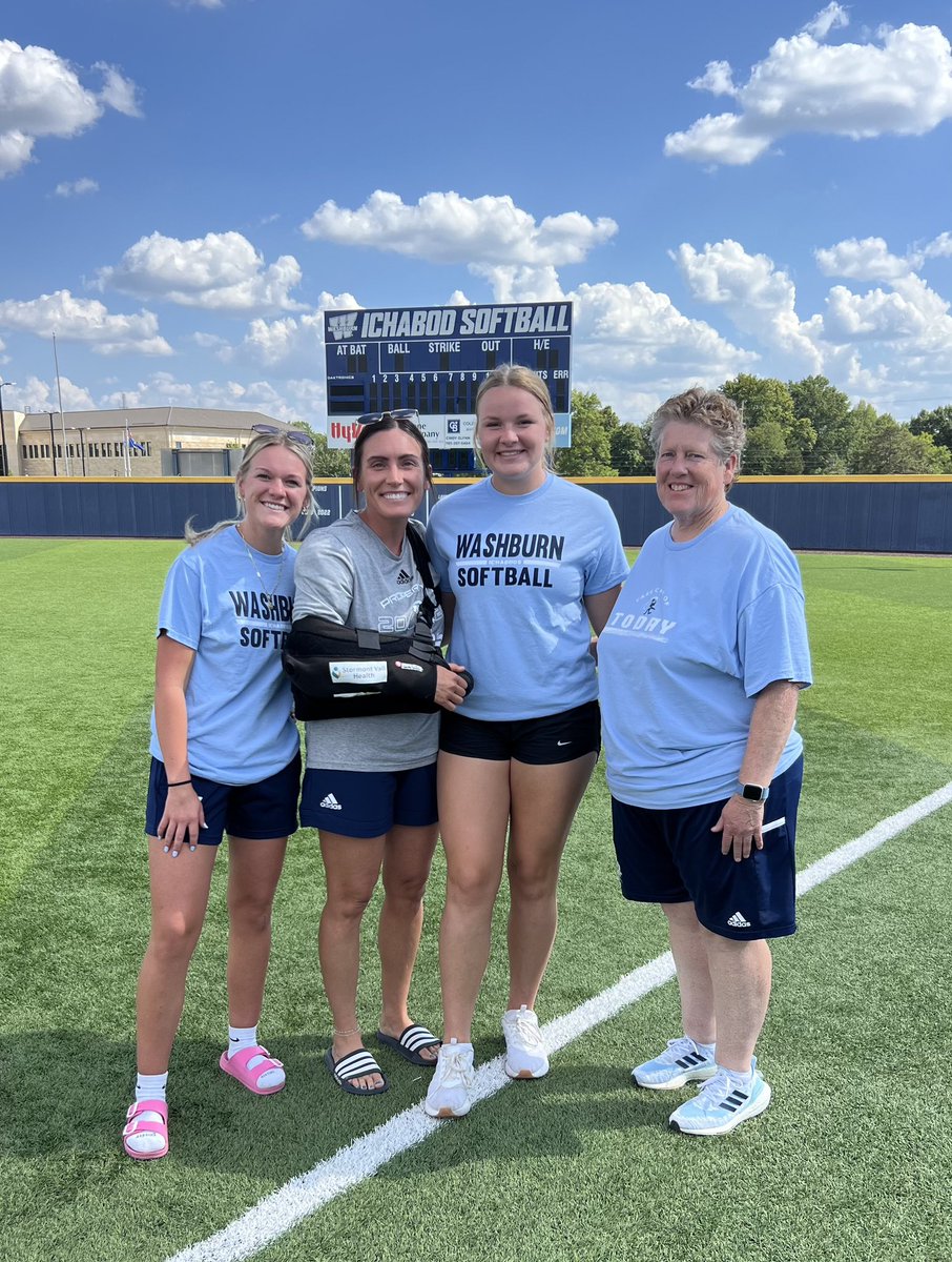 I had an amazing time on my visit to Washburn University today! I loved getting to see the campus and all of the amazing facilities! Thank you <a href="/BrendaHoladay/">Brenda Holaday</a> and Coach Zordel for the opportunity to play at the next level! <a href="/IchabodSB/">Washburn Softball</a>