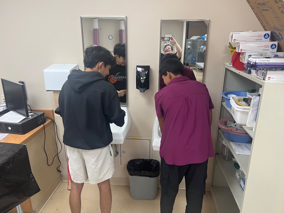 PCT_BelAirHS (@pct_belairhs) on Twitter photo Junior PCTs practicing their hand washing techniques during the Nursing Assistant class! Getting ready for Flu season ! <a href="/VaniaJean88/">Vania Reyes-Flood</a> @BA_Highlanders <a href="/YsletaISDCTE/">Ysleta ISD CTE</a> Junior PCTs practicing their hand washing techniques during the Nursing Assistant class! Getting ready for Flu season ! <a href="/VaniaJean88/">Vania Reyes-Flood</a> @BA_Highlanders <a href="/YsletaISDCTE/">Ysleta ISD CTE</a>