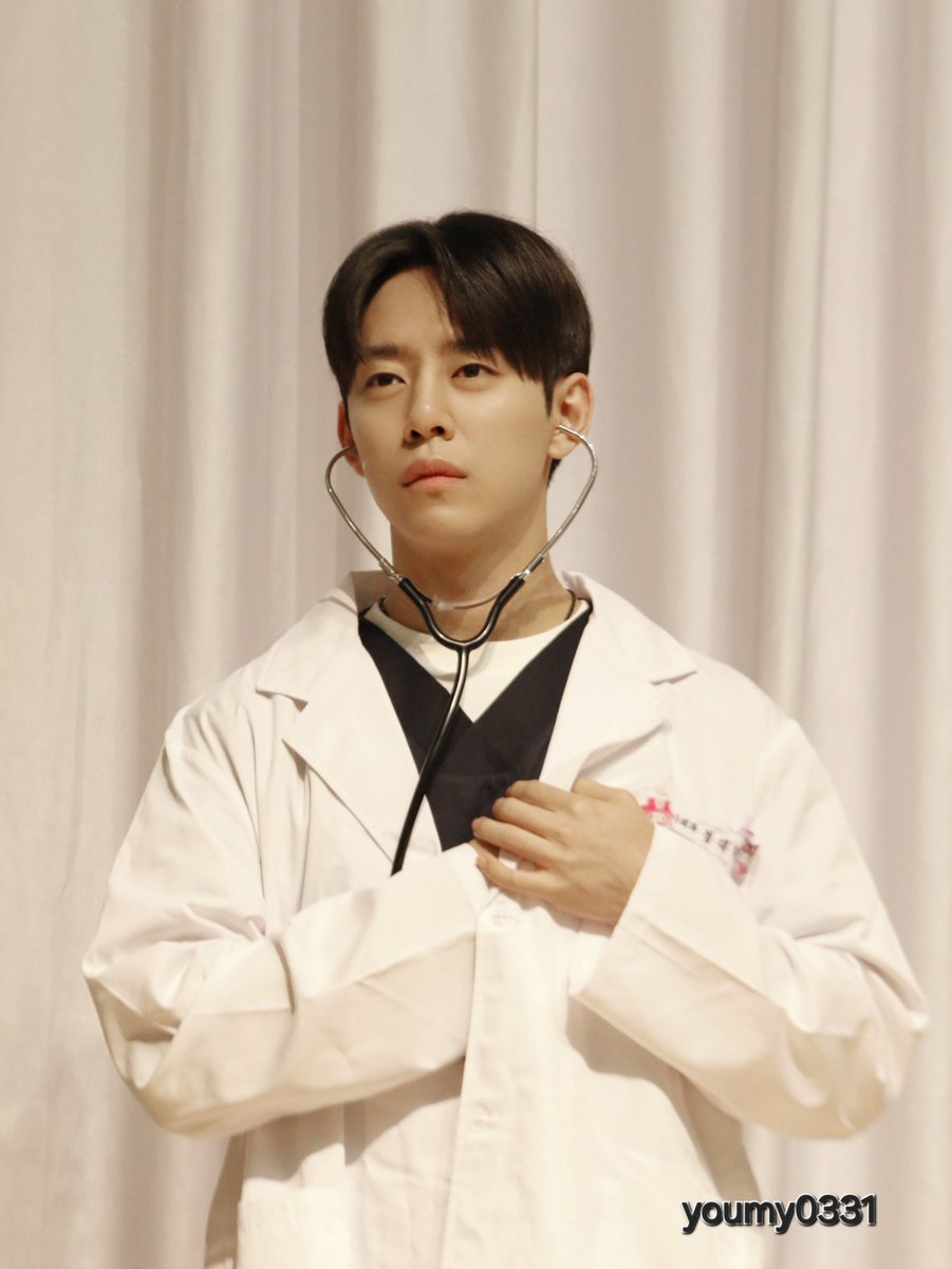 vayumpiree's tweet image. ทำมีมได้เลย 555555555555555555555