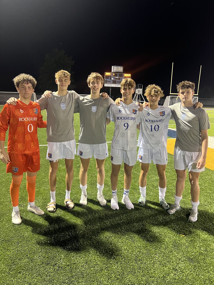 HAWKLETSOCCER's tweet photo. Tonight’s shutout at Aquinas brought to you by Strueby and his back line of Barrett, Hunter, Hollenbeck, Guenther, and Williams. #ROCKSTATE https://t.co/wi0IIPhHOf