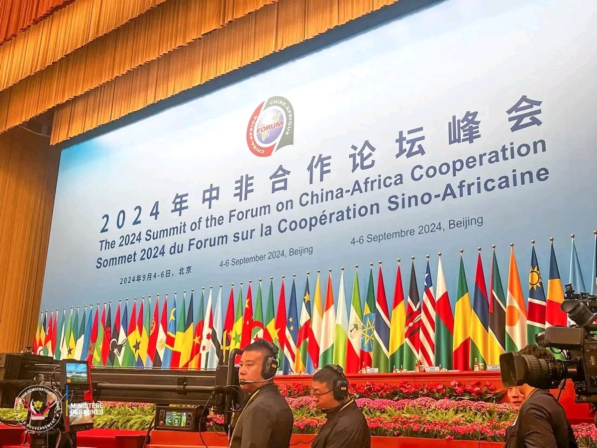#RDC_MINES
Le Ministre des Mines <a href="/kizpaka/">Kizito Pakabomba</a> ainsi que plusieurs membres du gouvernement Congolais,ont participé à l'ouverture du Sommet 2024 du Forum sur la coopération Sino-Africain à Beijing, aux côtés du Président