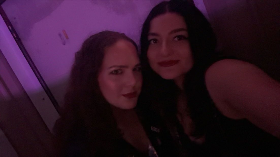 Paige 🧡🤍🩷 tweet media