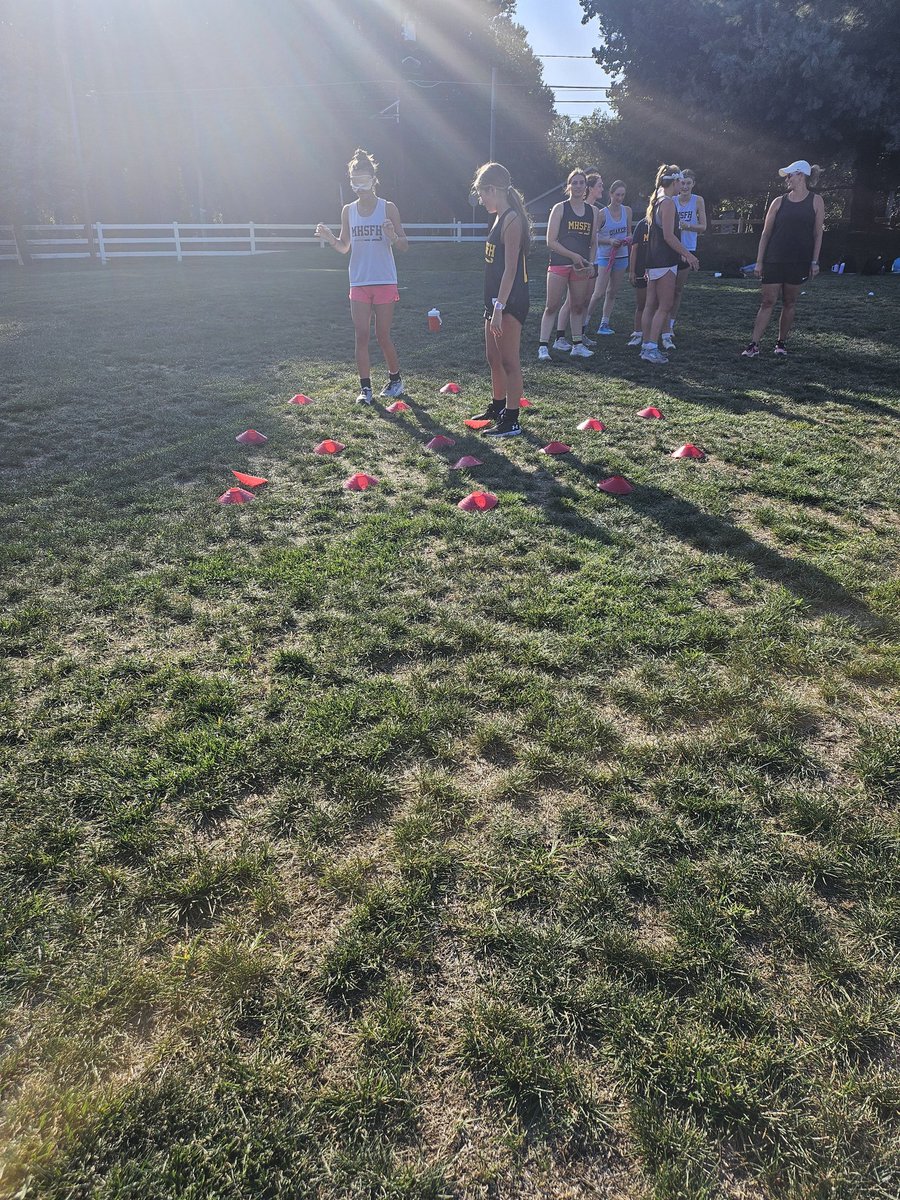 MHSFHTeam's tweet photo. Some team building never hurts 😂 #MHSFH #Quakers #WeOverMe #Family https://t.co/ZWfD29h6D0