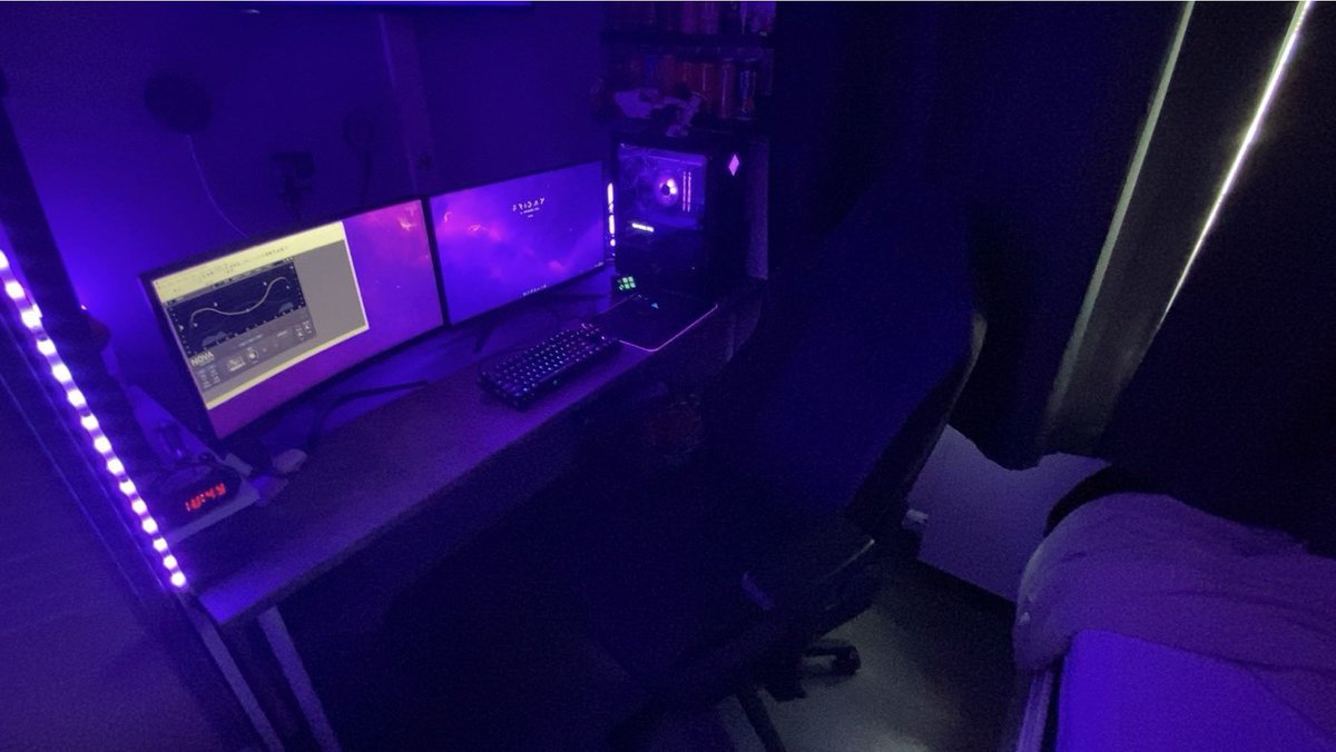 DEEPFR13S's tweet photo. New chair! love it so far #secretlab https://t.co/IcjfxiPpMZ