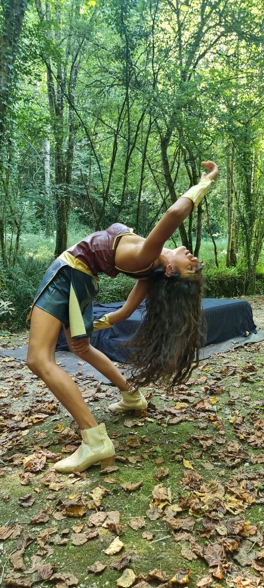 👀 Retour Photos - Été 2024 👀

Parcours héroïque au Musée de l'Aurignacien
Jalonné de héros et héroïnes prêt·es à partager leurs meilleurs conseils, postures, cascades. Des rencontres marquantes, drôles et poétiques qui resteront dans les mémoires🦸

⭐️Imaginé par Albin Warette