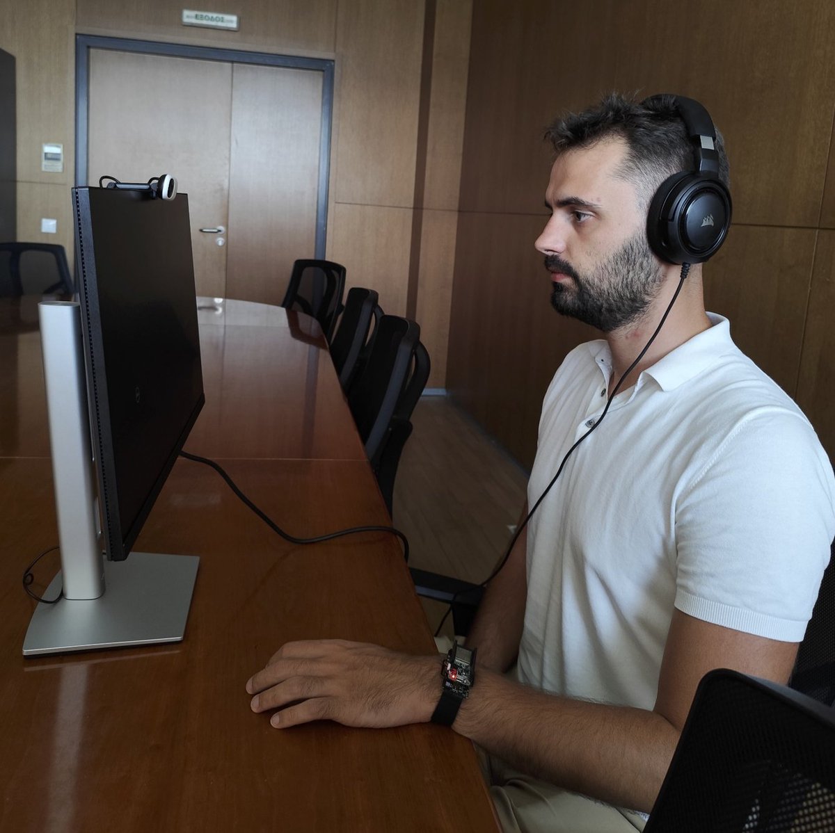 SUN HE (@sun_xr_he) on Twitter photo 📢Our partner <a href="/CERTHellas/">ΕΚΕΤΑ-CERTH</a> is pleased to invite you to participate in the data collection for multimodal emotion recognition, based on sensor and facial expression data, that takes place at its premises. More details on how to participate at sun-xr-project.eu/data-collectio…
<a href="/HorizonEU/">Horizon Europe 🇪🇺</a> 📢Our partner <a href="/CERTHellas/">ΕΚΕΤΑ-CERTH</a> is pleased to invite you to participate in the data collection for multimodal emotion recognition, based on sensor and facial expression data, that takes place at its premises. More details on how to participate at sun-xr-project.eu/data-collectio…
<a href="/HorizonEU/">Horizon Europe 🇪🇺</a>