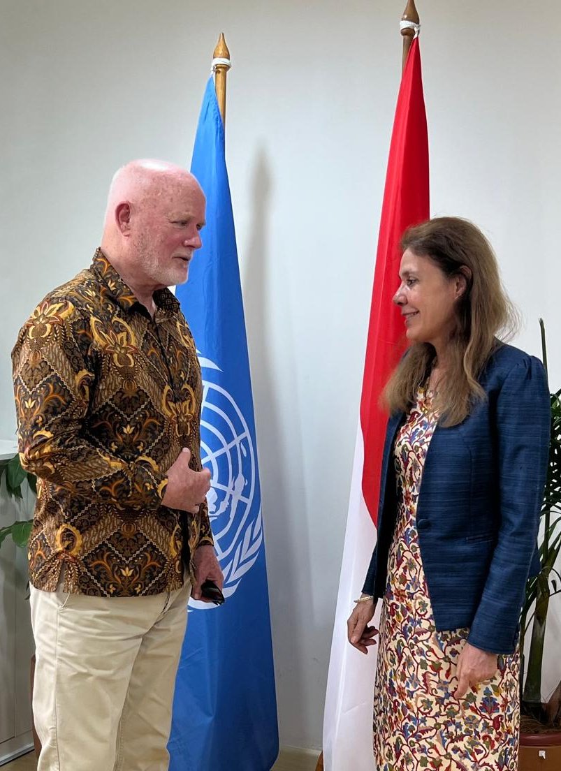 Gita Sabharwal (@sabharwalgita) on Twitter photo <a href="/ThomsonFiji/">Peter Thomson</a> <a href="/UN/">United Nations</a> <a href="/UNinIndonesia/">United Nations in Indonesia</a> Saya setuju dengan saran Duta Besar <a href="/ThomsonFiji/">Peter Thomson</a> untuk menggarisbawahi Ekonomi Biru Berkelanjutan di Indonesian International Sustainability Forum 2025, dan pandangannya bahwa #TransisiEnergi tidak dapat dihindari dan sedang terjadi. Kami juga mendiskusikan platform koordinasi <a href="/ThomsonFiji/">Peter Thomson</a> <a href="/UN/">United Nations</a> <a href="/UNinIndonesia/">United Nations in Indonesia</a> Saya setuju dengan saran Duta Besar <a href="/ThomsonFiji/">Peter Thomson</a> untuk menggarisbawahi Ekonomi Biru Berkelanjutan di Indonesian International Sustainability Forum 2025, dan pandangannya bahwa #TransisiEnergi tidak dapat dihindari dan sedang terjadi. Kami juga mendiskusikan platform koordinasi