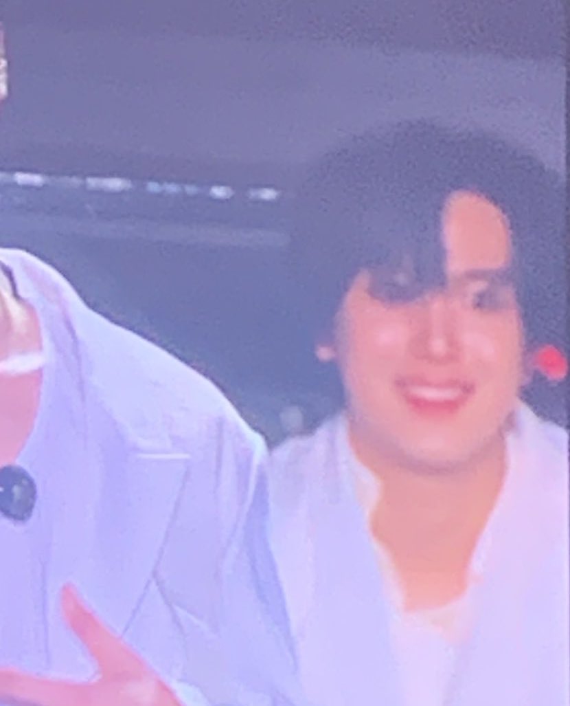 silly haechanie 😭🤏🏻