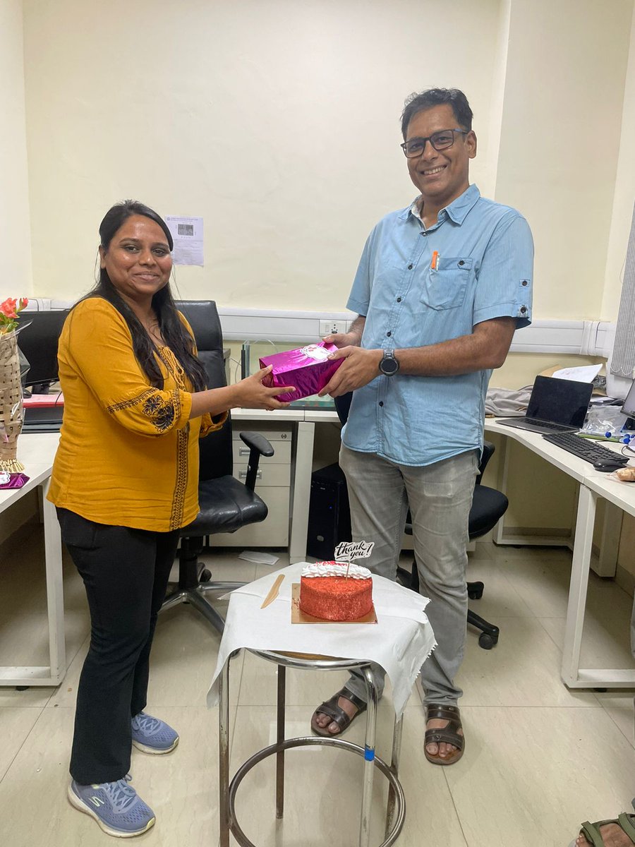 Teachers' Day Celebration in SSS Lab at C215. 
We are blessed to have your constant support and assistance. Thank you <a href="/iiserpinaki/">Talukdar Research Laboratory</a> for always correcting and assisting us in a correct path.
#BestTeacher #teachersday2024