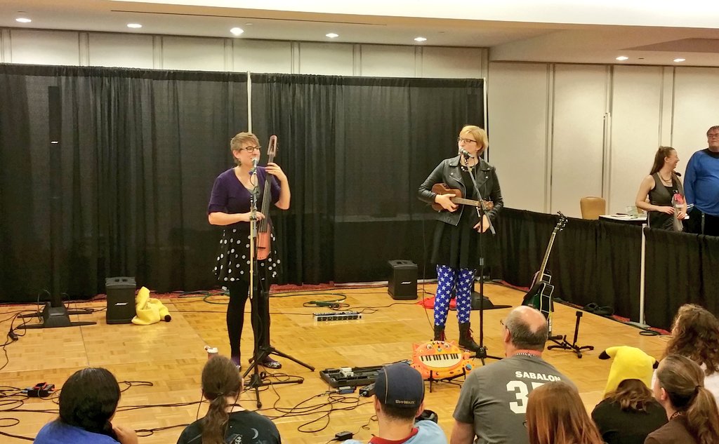 Nine Years Ago Today: It's the <a href="/TheDoubleclicks/">the Doubleclicks</a> at #DragonCon!!!!