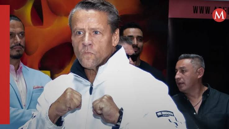 Moroco912's tweet photo. ¿Con quien te aventabas un tiro? 🥊 https://t.co/0rwELceAqm