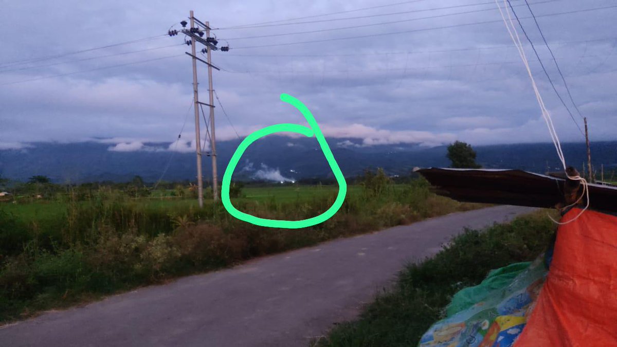 bonwyswyg's tweet photo. Why central forces are not taking any action against the perpetrators ‼️

Luckily no was hurt in bomb attack by #KukiTerrorists in Tronglaobi,Manipur.

How long meiteis have to endure such harship, fear of  attack from #KukiTerrorists

Remeber there are about 60,000 central forces station in Manipur.

#Kuki_ZoEngineeredManipurViolence 
#KukiWarCrimes 

@HMOIndia   @official_dgar   @Spearcorps   @easterncomd   @NIA_India   @CBIHeadquarters   @manipur_police   @htTweets   @vijaita   @DeccanHerald   @DeccanChronicle   @ZeeNews   @republic   @NELiveTV   @ABPNews   @AbhijitChavda   @ajeetbharti   @RituRathaur   @ramindesai   @MyBharatFirst19   @mrsinha   @AskAnshul   @ARanganathan72   @BabaKPS86   @akhila_m26   @Bimol_Akoijam   @anuragdixit1988   @Spectrumglobal_   @KabulSingh1987   @Brand_Suyash   @brand_shweta   @ukhrultimes   @assamtribuneoff   @Nagaland_Post