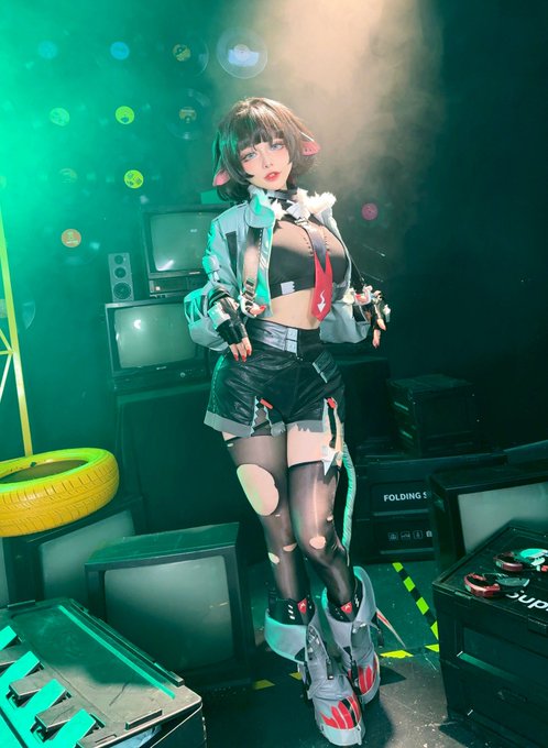 Twitterのコスプレ画像15