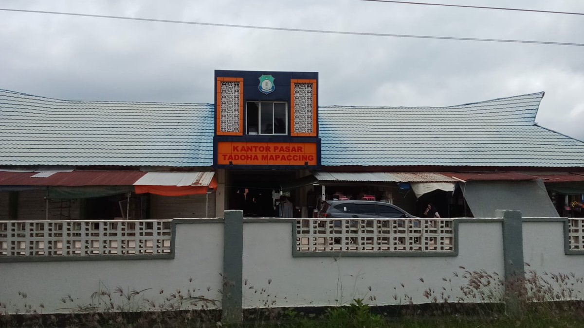 matakitaco's tweet photo. Mulai Sepi, Pedagang Dukung Rencana ANS-To Bangun Pasar Modern Tadoha Mapaccing: https://t.co/MqheudotU0, Bombana – Masyarakat Bombana menyambut baik rencana pembangunan Pasar Modern Tadoha Mapaccing dari Calon Bupati dan Wakil Bupati Andi Nirwana Sebbu… https://t.co/J1RgRTDJaG https://t.co/V7eKuwQz3j