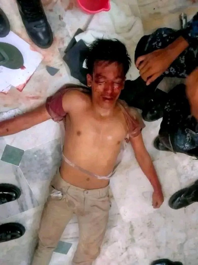 Bhivansam's tweet photo. Even in his last moments when 15 year old Utsob Mondal was surrounded by those 1000s of bloodthirsty islamists.. he was saying that they first abused my religion that's why I replied them in their own language..A true lionheart.. https://t.co/igw2zPqkzn