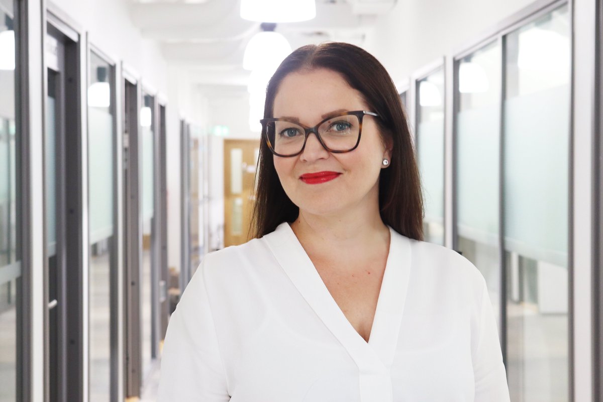 Tuo­miois­tuin­vi­ras­ton joh­to­kun­ta on ni­mit­tä­nyt tuo­miois­tuin­ten tues­ta ja yh­teis­kun­ta­suh­teis­ta vas­taa­van pääl­li­kön vir­kaan Hen­na Pa­ju­lam­min 1.9.2024 al­kaen. 
🔗tuomioistuinvirasto.fi/fi/index/ajank…