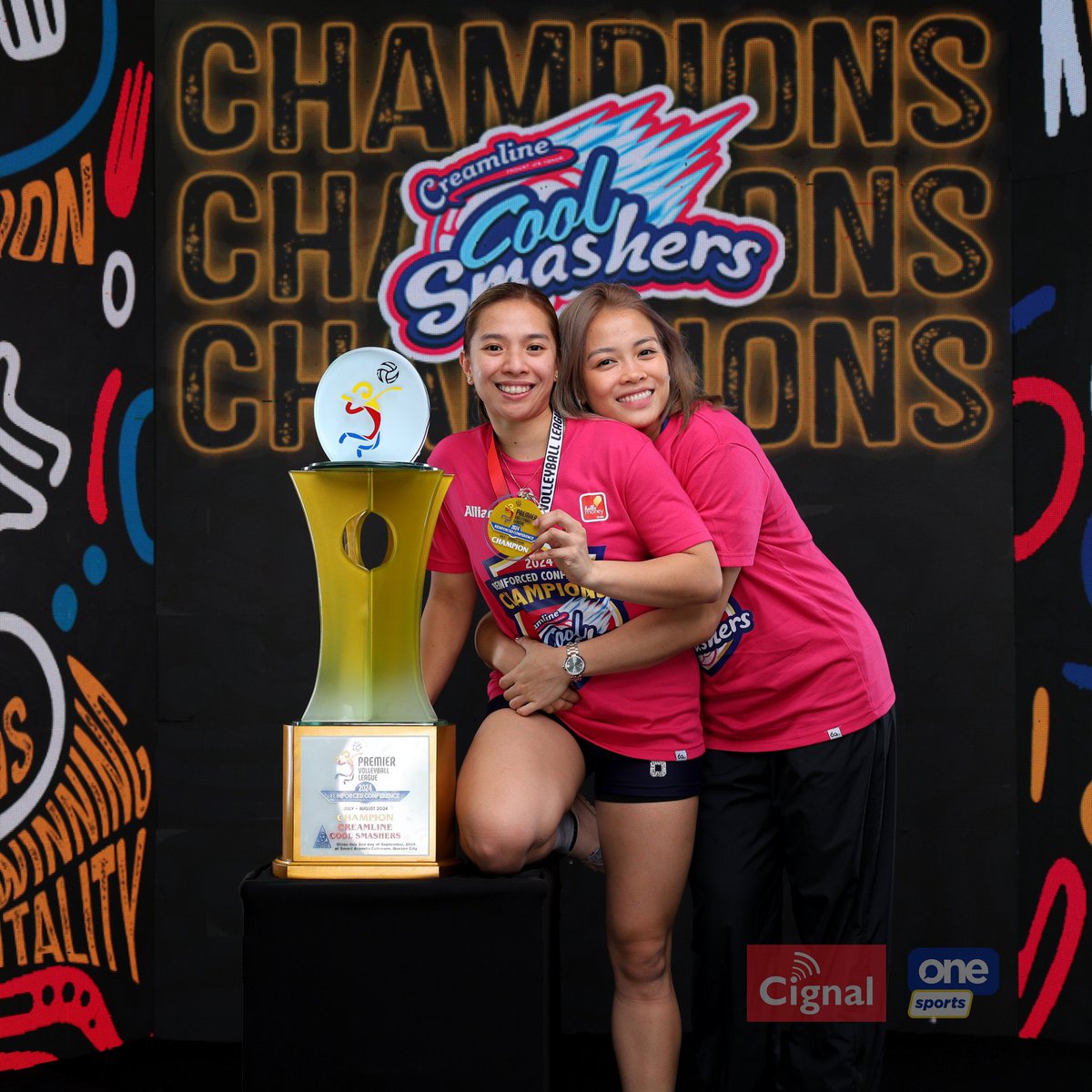 QueenJGOfficial's tweet photo. Champions✨

Congratulations Jema and Ella! Always so proud of you both 💛🧡 https://t.co/6wyIKezcID