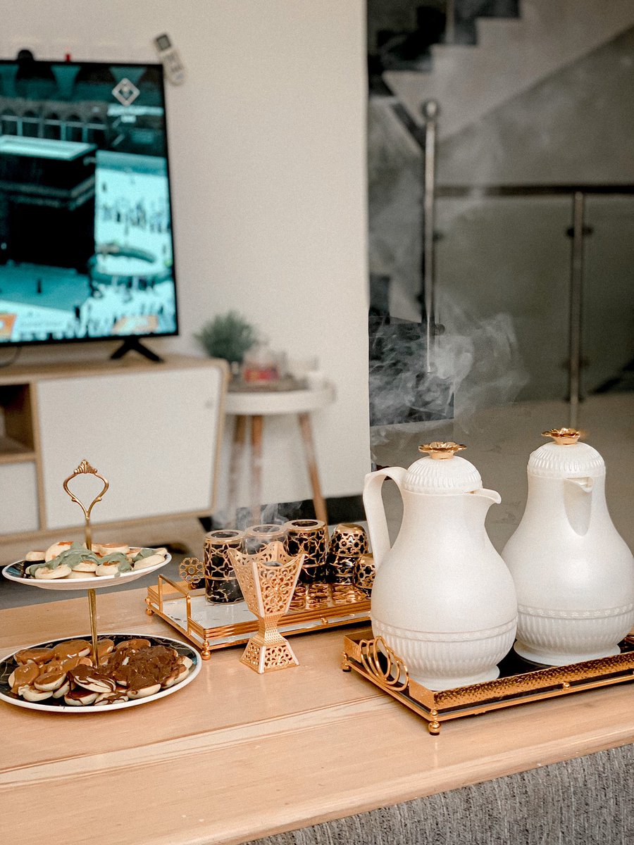 _

_

اللهُمـ صبـٱح يشـرح الخاطـر
ۅيسـر القـلب ۅيڪثر فيه التباشـير..🍃🤍||

#صباح_الخير ⛅️