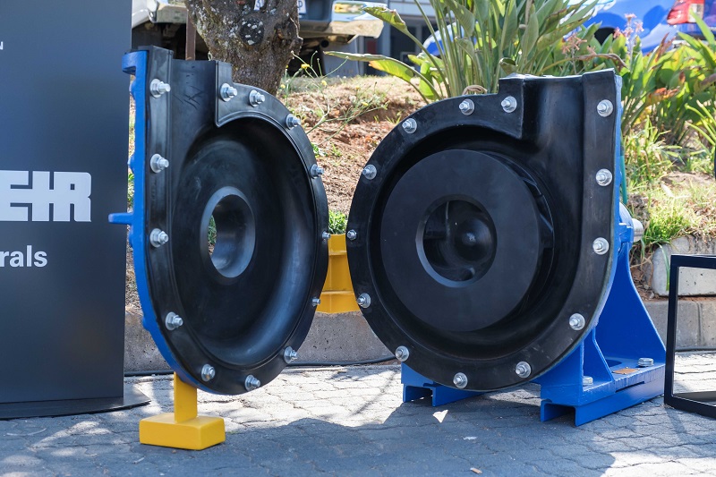 Mining_Online's tweet image. #AfricanMining #mineralsprocessing #crushing #pumps #hyrdrocyclones #Weir #rubberlinings #pumps #millpumpsandabrasiveapplications