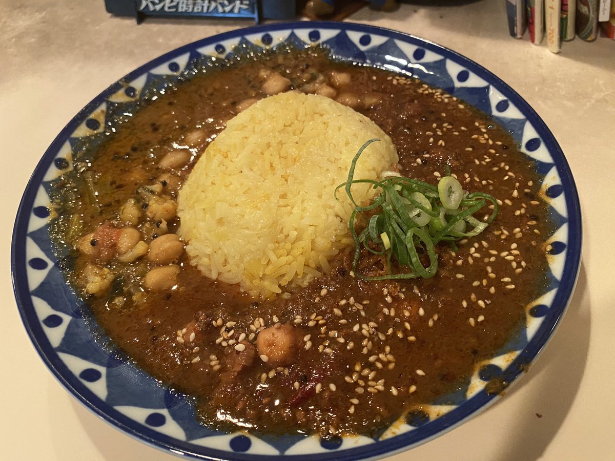houshi108's tweet photo. バビルの塔
豆カレーとイカゲソキーマ

げきうまです。 https://t.co/dQIwCnpCHS