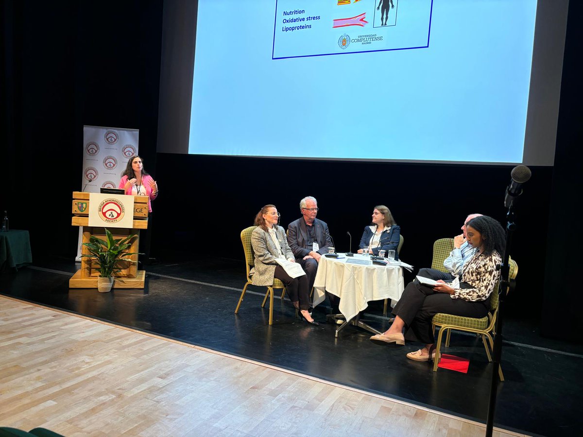 Danila Gurgone, PhD (@danila_gurgone) on Twitter photo It was such a great experience yesterday! I had the honour to moderate an inspiring debate organised by BAS YSC on the future of ECRs in academia. Thanks to Cornelia Weyand, <a href="/Meri421_cam/">Meritxell Nus</a>, James Leiper, and Edwin Chilvers for your motivation and energy. Big thanks to <a href="/britathsoc/">British Atherosclerosis Society</a>! It was such a great experience yesterday! I had the honour to moderate an inspiring debate organised by BAS YSC on the future of ECRs in academia. Thanks to Cornelia Weyand, <a href="/Meri421_cam/">Meritxell Nus</a>, James Leiper, and Edwin Chilvers for your motivation and energy. Big thanks to <a href="/britathsoc/">British Atherosclerosis Society</a>!
