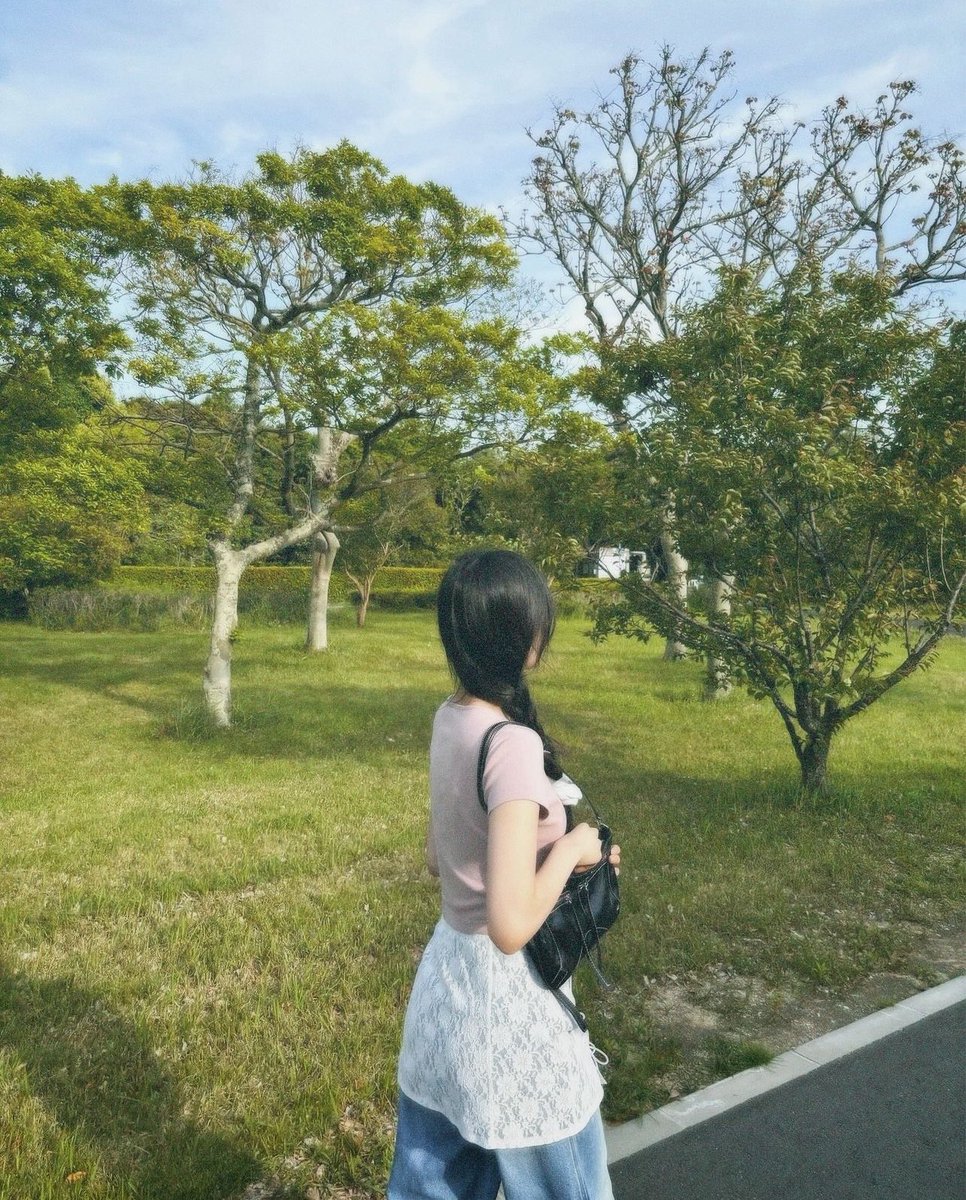 mayluvje's tweet photo. 최정은 사복 너무 좋은데 https://t.co/8r09tpJ8JX