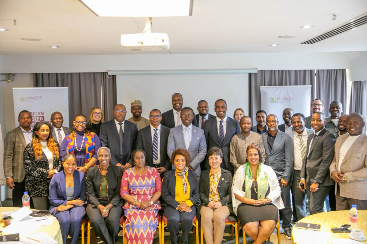 AfricaCDC's tweet photo. Regional Economic Communities (RECs) are key to driving local manufacturing. @AfricaCDC hosted RECs to discuss African Pooled Procurement Mechanisms (#APPM), share regional insights and explore collaboration. The aim is to make essential medical supplies more affordable, available and accessible across Africa, while also promoting local production of vaccines, diagnostics, therapeutics and other medical devices. #PHAHM