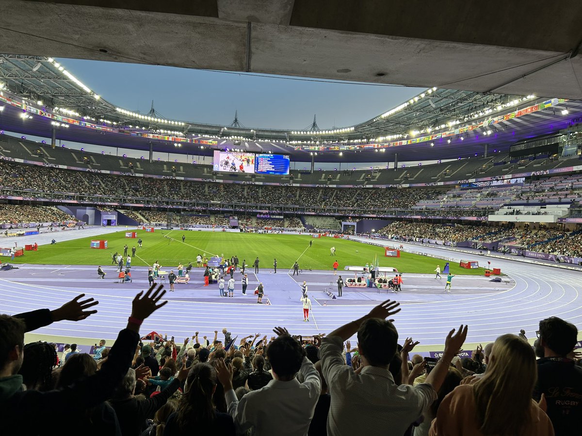 neilfachie's tweet image. A fun night at Stade de France last night. It was particularly enjoyable watching Dan Pembroke breaking the World Record twice. This throw was his last, Paralympic Gold already confirmed.