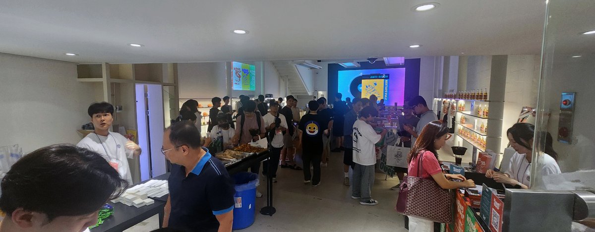Baby Shark Universe (@bsuniverse_ofcl) on Twitter photo Raise your hands to those who came to the โHangOVER Seoulโ
It was so nice to meet everyone ๐
I had a good time. Thanks for inviting๐ <a href="/overnance/">Ben | Over ๐</a>
<a href="/overprotocol/">Over Protocol๐ | Validate-to-Earn</a> <a href="/GSR_io/">GSR</a> <a href="/JamboTechnology/">Jambo</a> <a href="/BespinGlobalMEA/">Bespin Global MEA</a> <a href="/googlecloud/">Google Cloud</a> <a href="/HashKey_Global/">HashKey Global</a> <a href="/KoiiFoundation/">Koii ๐</a> Raise your hands to those who came to the โHangOVER Seoulโ
It was so nice to meet everyone ๐
I had a good time. Thanks for inviting๐ <a href="/overnance/">Ben | Over ๐</a>
<a href="/overprotocol/">Over Protocol๐ | Validate-to-Earn</a> <a href="/GSR_io/">GSR</a> <a href="/JamboTechnology/">Jambo</a> <a href="/BespinGlobalMEA/">Bespin Global MEA</a> <a href="/googlecloud/">Google Cloud</a> <a href="/HashKey_Global/">HashKey Global</a> <a href="/KoiiFoundation/">Koii ๐</a>
