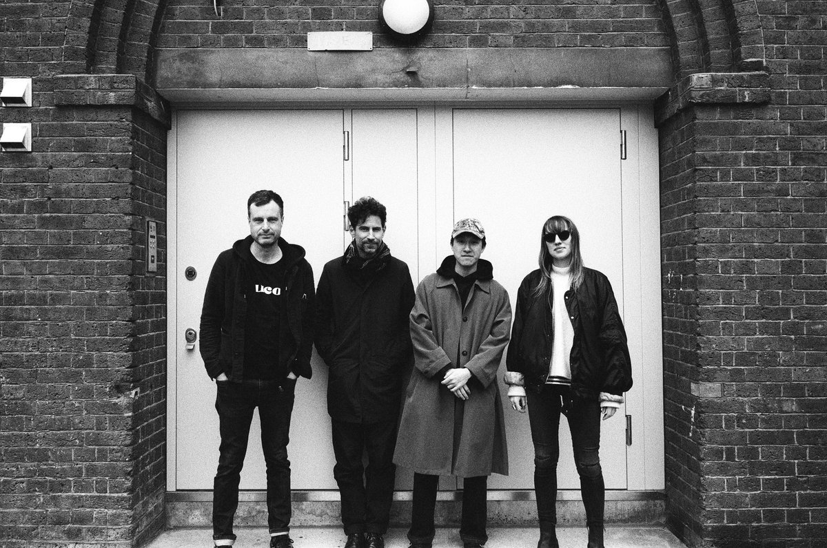Hidden Bay Records (@hiddenbayrec) on Twitter photo Hey, <a href="/Healees_band/">healees_band</a>'s debut album 'Coin de l'œil' will be available on Oct 11th and you can listen to the 1st single 'White Room'/pre-order a LP copy at
hiddenbayrecords.bandcamp.com/album/coin-de-…
🪸
Very happy to announce it's a joint release with <a href="/SafeSuburban/">Safe Suburban Home Records</a> & <a href="/indie_or_die/">François Salvador ⚫️🔴</a>! Hey, <a href="/Healees_band/">healees_band</a>'s debut album 'Coin de l'œil' will be available on Oct 11th and you can listen to the 1st single 'White Room'/pre-order a LP copy at
hiddenbayrecords.bandcamp.com/album/coin-de-…
🪸
Very happy to announce it's a joint release with <a href="/SafeSuburban/">Safe Suburban Home Records</a> & <a href="/indie_or_die/">François Salvador ⚫️🔴</a>!