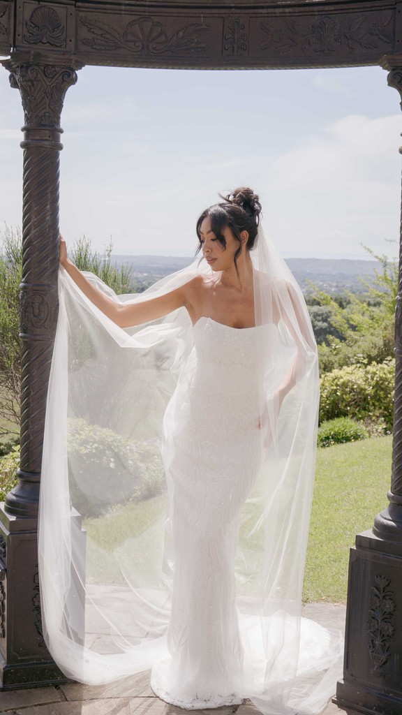 joannamayphoto's tweet image. The magic of wedding photography is capturing moments that last a lifetime. 💍✨ Sharing a few favourites from recent weddings! Which photo style speaks to you the most? #WeddingPhotography #SouthWales #JoannaMayWeddings #WeddingPhotographer #SouthWalesWeddings #BridalBoudoir
