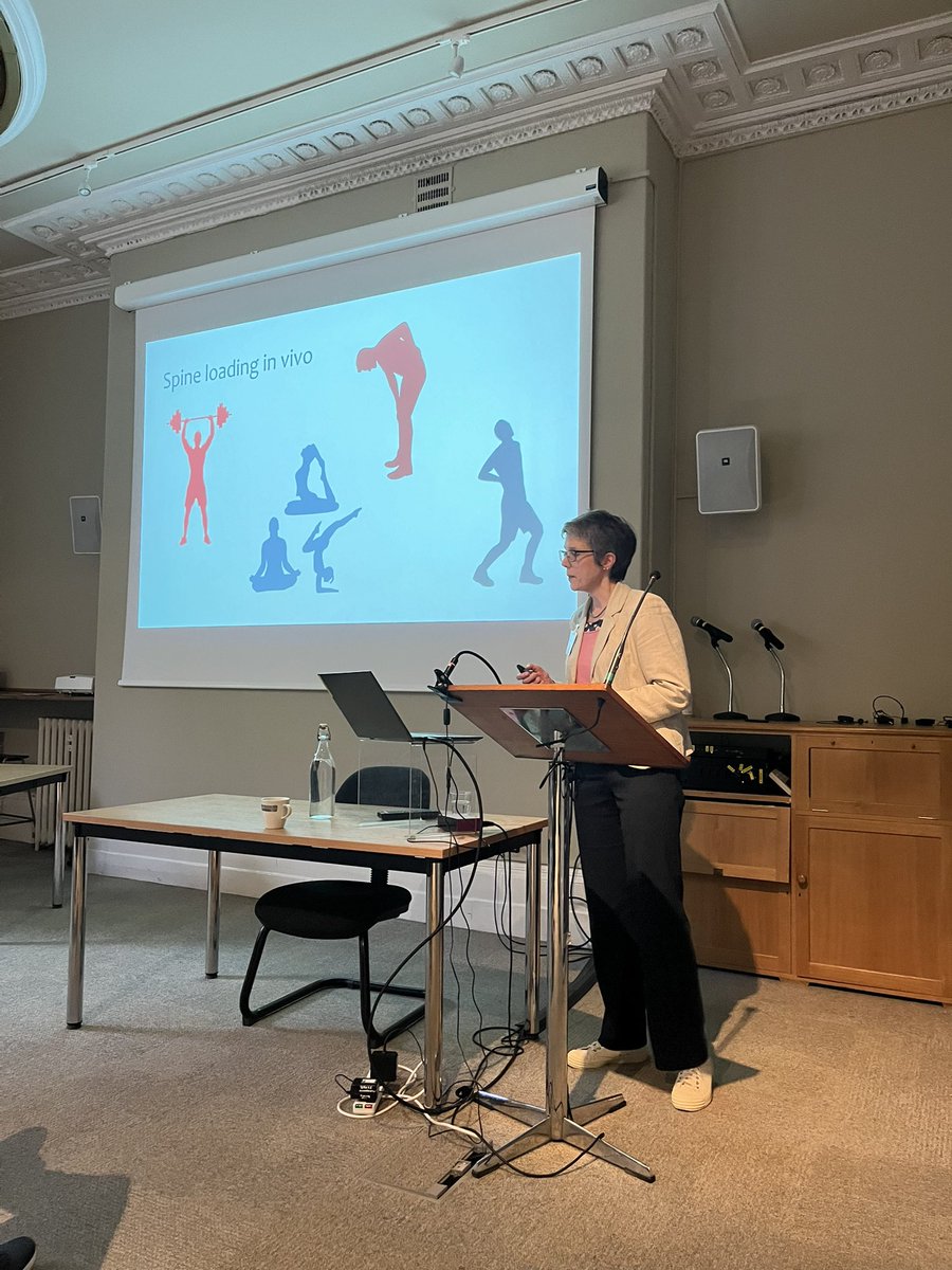 BathBiomech's tweet photo. @JudeMeakin outlining her vision of using image data to create subject specific models to predict spine biomechanics. Fascinating #bathbiomech @bathenganddes @UniofBath https://t.co/LTX9rnvV6Y