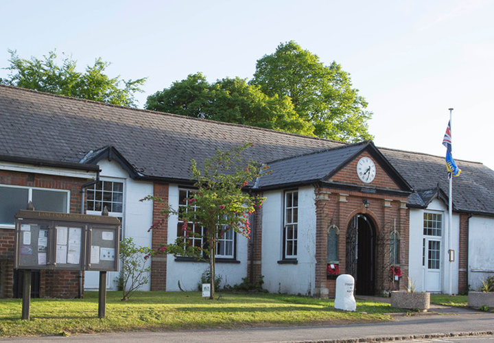 Older People's Health and Wellbeing Day: Lane End Village Hall 

📅 18 September
🕙 10am-2pm

Come and join teams from the Trust for a variety of free health and wellbeing checks.

For more info or to book a balance and fitness review visit our website ⬇️
buckshealthcare.nhs.uk/blog/2024/09/0…