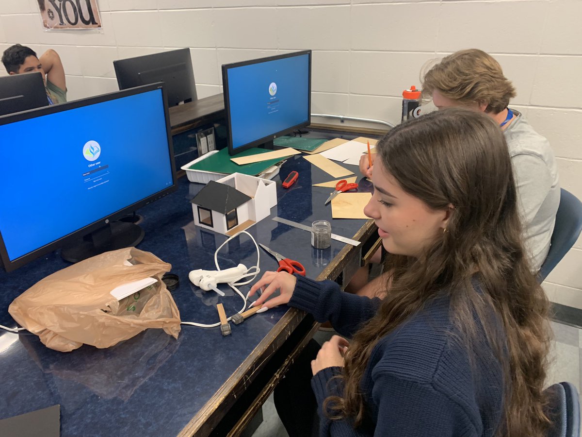 Todd Roberts tweet media