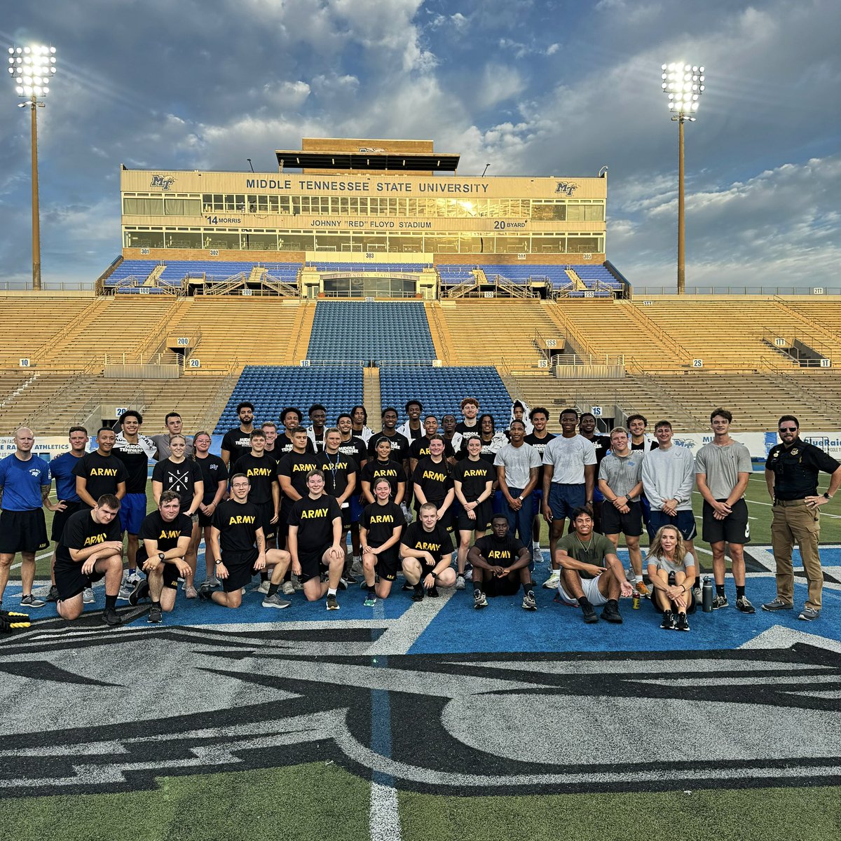 MTCoachNick's tweet image. Finished the week with a morning workout at Floyd Stadium! Supporting our ROTC, local law enforcement, and first responders during 9/11 week. Thank you for what you do for us all!