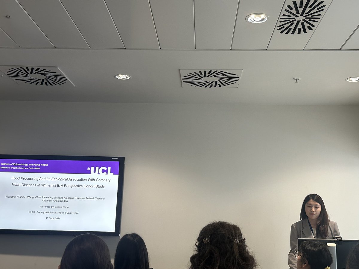 Eunicewmm's tweet image. I was very delighted to present my preliminary work on #UPF using Whitehall II study @SocSocMed. Fully immersed into epidemiology and public health at this prestigious conference.
Many thanks to the organizers of #SSM2024 and my supervisors and peers.