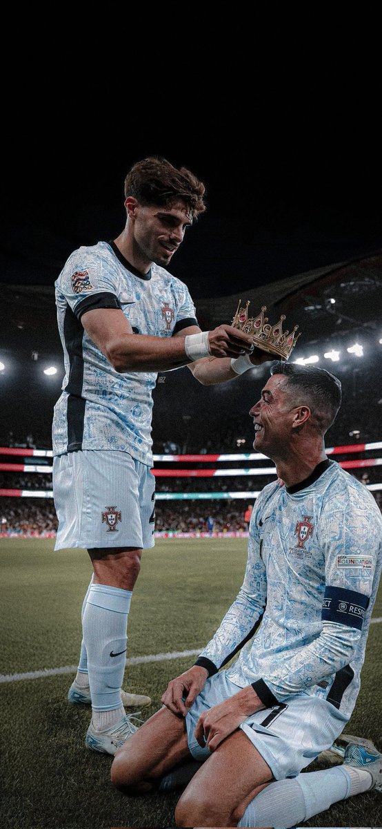 L'image est dingue... 👑