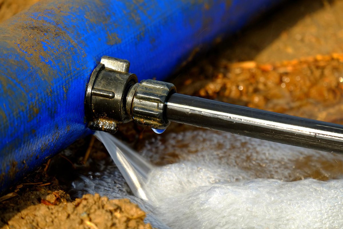 VGundershoffen's tweet photo. *URGENT - SCHIRLENHOF*
A la suite d'une rupture de conduite d'eau à la sortie du village, le SDEA va procéder à la coupure de l'eau potable à Schirlenhof dans quelques minutes et ce jusqu'à 14h minimum.
Merci à tous pour votre compréhension. https://t.co/Bb6mqu0vsf