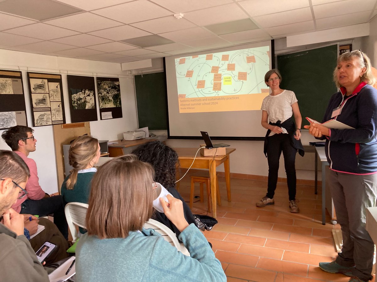 Systems methods and sustainability practices—we’re back in the lecture room to listen to convener and speaker @Br_Wilkerson’s talk at #alternetsummerschool.  ⛰️