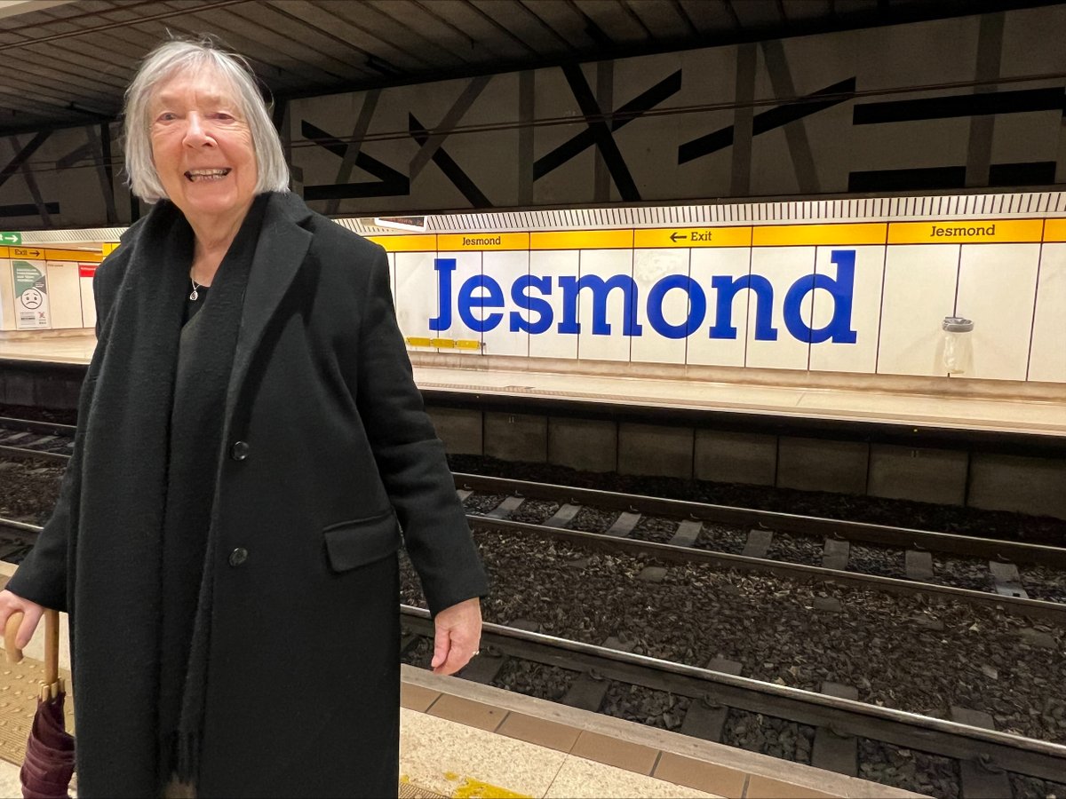Congratulations Margaret Calvert who picked up the prestigious Type Directors Club Medal in New York. Margaret created the distinctive Calvert font that has become instantly recognisable as a symbol of the Tyne and Wear Metro since 1980. 👏🙌
