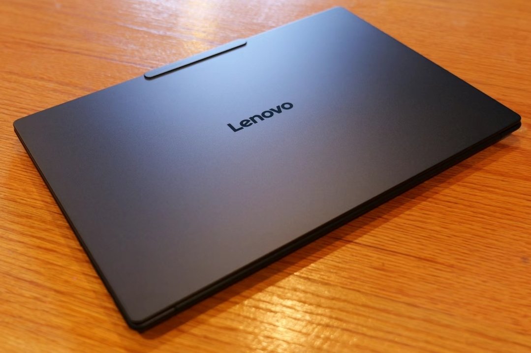 TechnoCraj's tweet photo. 🚀 Lenovo Yoga Slim 7X Ultra-Thin (Yoga 14S Air)
💾 32GB RAM, 1TB SSD for $1100
✨ Snapdragon X Elite, Copilot+ PC
🎨 3K OLED, 1000 nits
🎒 Pre-order now!
#AIPC #Copilot #ThinBook #LenovoNotebook #BackToSchoolTech https://t.co/oAvM1txIAb